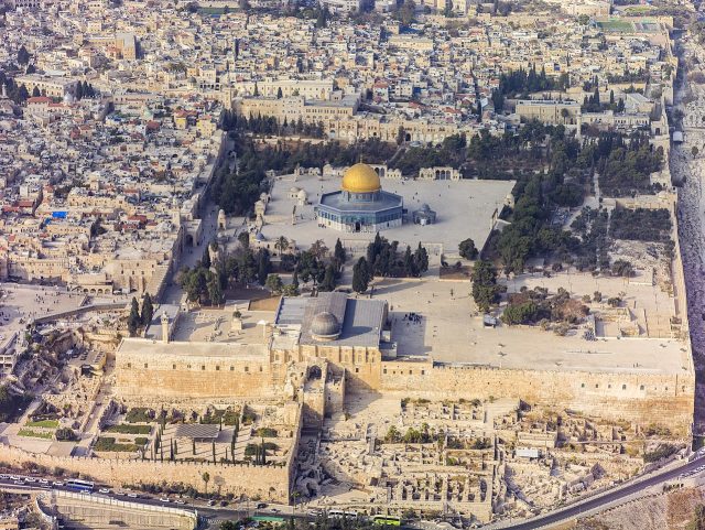 Погледнете каква песна одекна во Jerusalem, социалните мрежи горат!