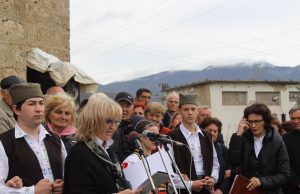 Српската амбасада, партиите и организациите одбележаа 103 години од валандовскиот покољ во Удово