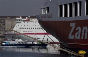 Грција: До утре сабајле штрајк во траектниот соoбраќај