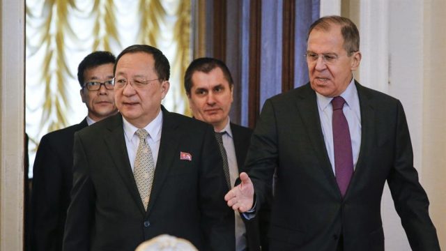 Шефот на руската дипломатија го прифатил повикот да го посети Пјонгјанг