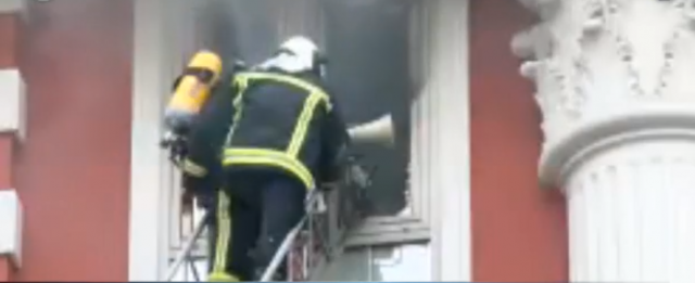 Во моментов пожар во министерството за правда