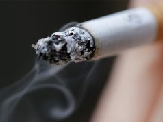 Постарите пушачи многу поподложни на Алцхајмеровата болест