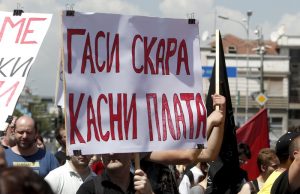 (ФОТО) Првомајски протести во Скопје: Синдикалците со барања до Владата