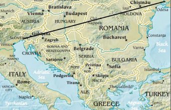 Кларк: Странските сили на Балканот креираат стрес