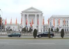 Влада: Одлуката на Иванов нема да влијае на примената на договорот со Грција