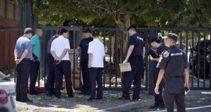 Пекинг: Мала бобма детонирана пред амбасадата на САД во Кина