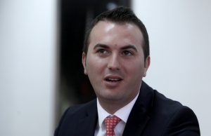 Адеми: Во учебниците по историја ќе има пријатно изненадување