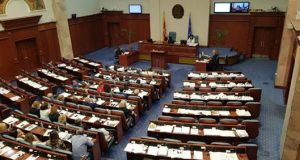 Во понеделник и лидерска и расправа за Законикот