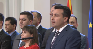 Заев: Ако граѓаните останат дома институциите ќе го имаат последниот збор