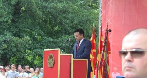 Заев не замина за Драч поради лошото време