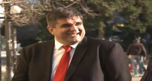 Секојдневни препукувања: Саша Мирковиќ ја нападна државната секретарка на српската полиција