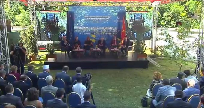 Зоран Заев, Али Ахмети и претсавник на ВМРО-ДПМНЕ се обратија на панелот по повод 17 години од охродскиот рамковенм договор под име “патот до Брисел преку Охрид”