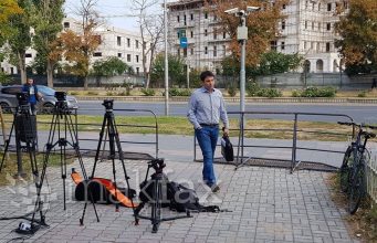 Срамота е! Не може еден да договара, а друг да местите – смс-порака од „Траекторија“
