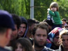 Во прифатните центри во Србија 3,800 мигранти