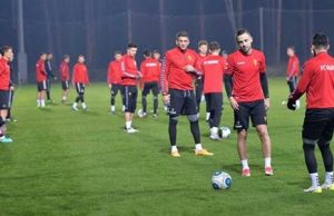 Спорт Манија: УЕФА го суспендираше Вардар!
