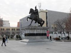Од Приштина полетаа авионите со осумничените за воени злосторства од ОВК