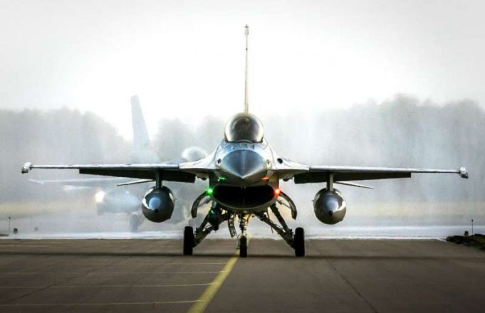Бугарија набавува осум нови авиони F-16 од САД