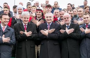 Раководството на ДУИ се сликаше со симболот на “Голема Албанија”