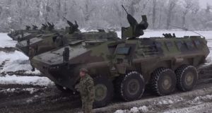 На Албанците им стигнало предупредување-Србите можат за два сата да го завземат северот.
