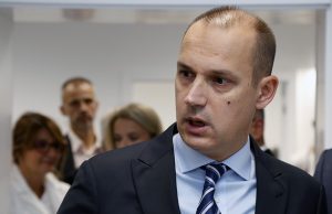 Лончар: Вучиќ беше во животно загрозен – лично да им се заблагодарам на медицинските тимови на ВМА, затоа што сега е добро