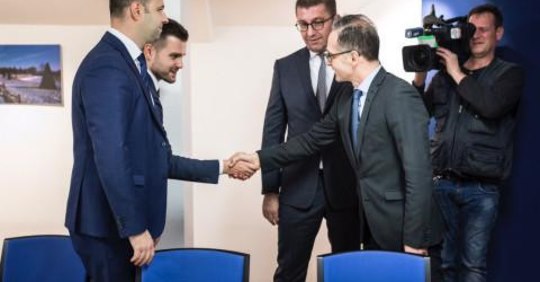 Мицкоски на средба со Хајко Мас: Претстојат ПРОМЕНИ во државата