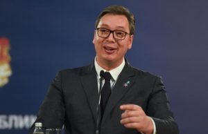 Во првите денови на работните денови по излегувањето од ВМА, на претседателот Вучиќ, многу светски лидери му посакаа брзо опоравување