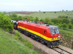 Во Сообраќај пуштена новата електролокомотива од Кина