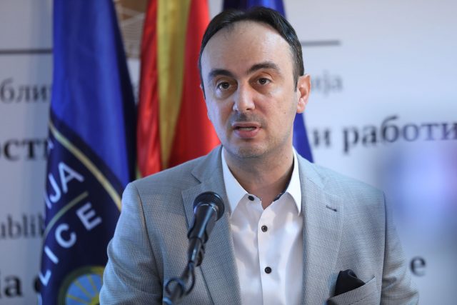 Чулев предлага намалување на полицискиот час и почеток од 19, наместо од 16 часот