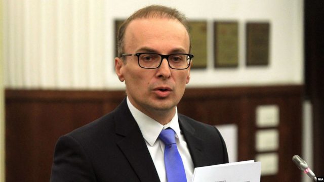 Милошоски бара вештачење на телефонот на Заев