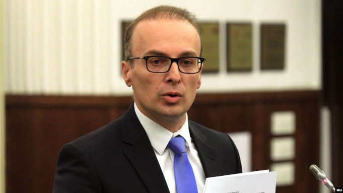 Милошоски бара вештачење на телефонот на Заев