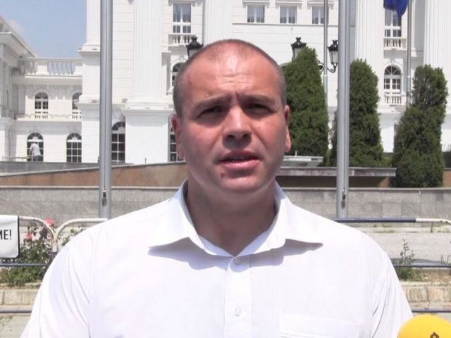 Maксим pacпали по политиките на 3aeв? “Мojaта земja е Maкедониja, мojaта нациja е мaкeдoнcкa”