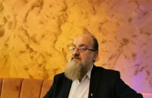 Драгиша Милетиќ им ја честиташе победата и коалициониот договор на опозицијата во Црна Гора.