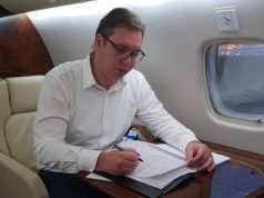 Митрополитот ги собра српските лидери. Вучиќ дури по осум години повторно во Црна Гора