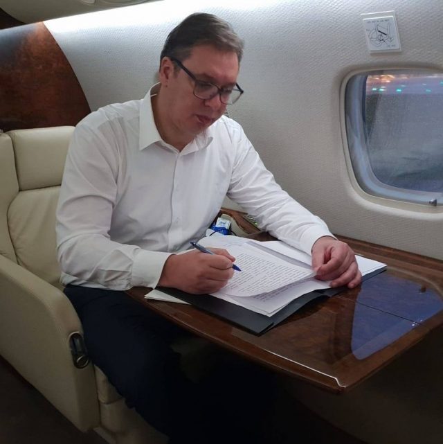 Митрополитот ги собра српските лидери. Вучиќ дури по осум години повторно во Црна Гора