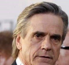 ЏЕРЕМИ АЈРОНС ЗА МИТРОПОЛИТОТ АМФИЛОХИЈЕ