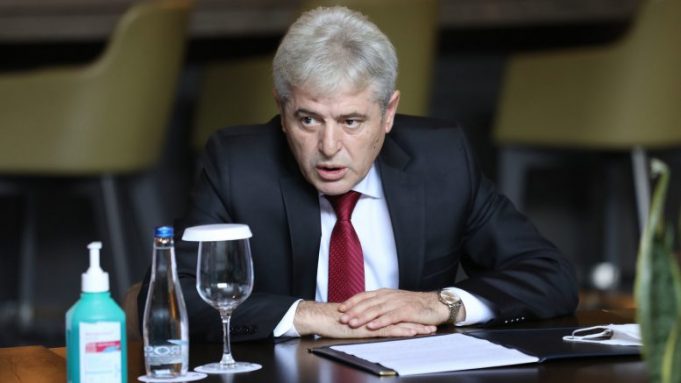 Ахмети: Веруваме дека Бугарија ќе најде сила да ги надмине емотивни ситуации