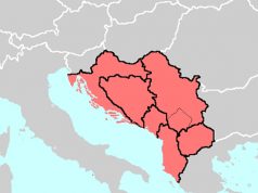 Бусек со еден полежерен став кој излегува од секојдневните норми за Југоисточна Европа