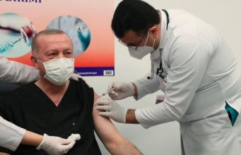 Ердоган прими кинеска вакцина против коронавирус