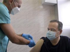 Дачиќ и Вулин денеска во институтот Торлак ја примија руската вакцина