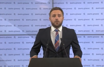 АРСОВСКИ: ЗОРАН ЗАЕВ НЕМА ЦРВЕНИ ЛИНИИ КОГА СТАНУВА ЗБОР ЗА ОБЕЗЛИЧУВАЊЕ НА МАКЕДОНСКИОТ НАРОД